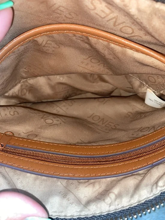 VINTAGE Jones New York Brown Crossbody Bag with Tan Trim - Picture 9 of 9
